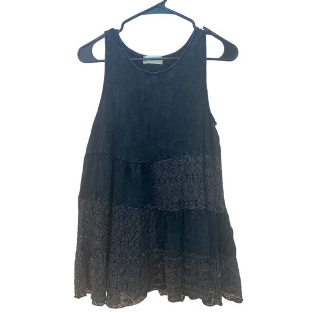 Altar'd State Black Distressed Sleeveless Semi Sheer Lace Square Tank Size Small